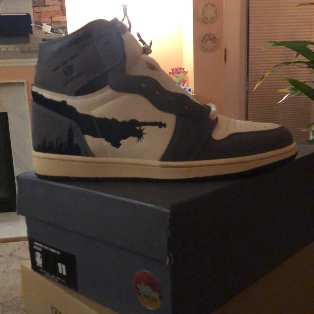 Empire city high v2 Oree New York🗽 art studio size 11 men